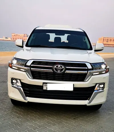 Toyota Land Cruiser 2021 GXR Grand Touring | GCC Specs | Low Mileage | Pristine Condition
