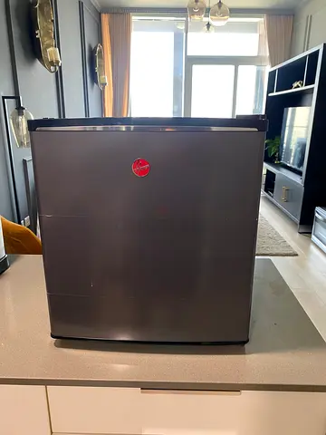 Hoover Mini Refrigerator – Only 2 Months Old