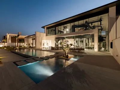 Prestigious Estate | Modern Architecture | Refined