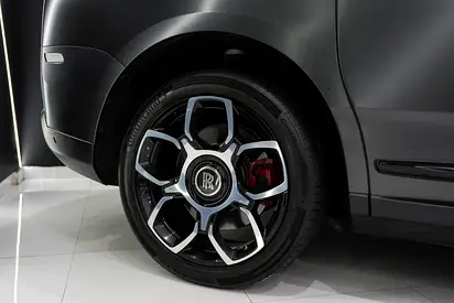 2022 ROLLS-ROYCE CULLINAN — миниатюра 20