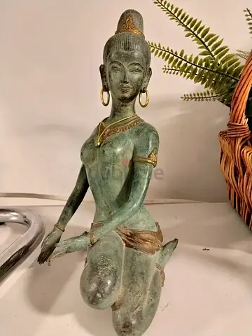 THAI TEPPANOM STATUE