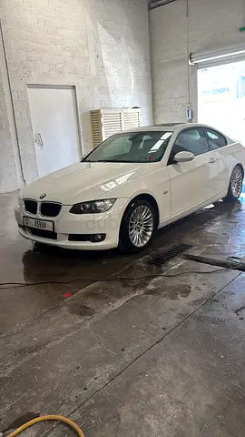 BMW 3-Series 320i 2008 GCC Specs - Well Maintained