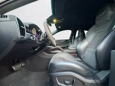 2022 Porsche CAYENNE thumbnail 13