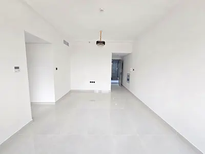 12 Payments ● Brand New 1 BR ● Close To Airport