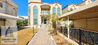 Luxury 4Bhk villa with 4 bathroom and swimming pool with garden and parking only 140000