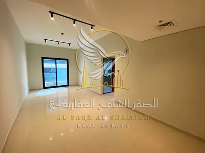 Two bedrooms and a living room, first occupancy, with balcony and built-in wardrobes, plus free gym and one month free.