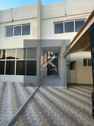🏡 4 Bedroom Villa for Rent | G+1 + Rooftop | Prime Main Road Location | Al Hazannah – Sharjah ✨