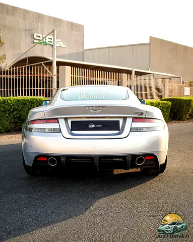 2012 Aston Martin DBS 照片 16