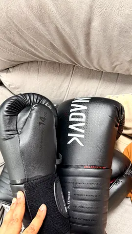 Outshock 14oz Advanced Boxing Gloves