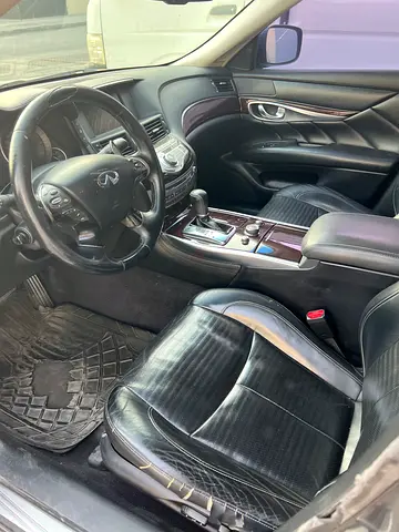 Infiniti M-Series M56 2011 GCC Specs
