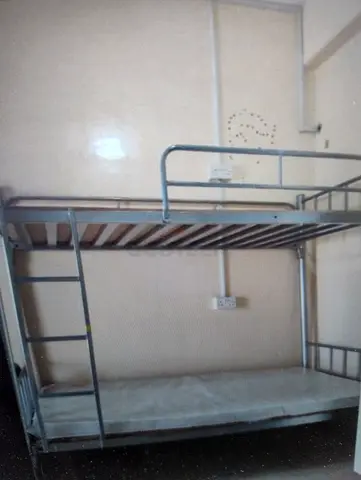 Bed space for girls India Pakistan near Salah al din metro 1 mint walk