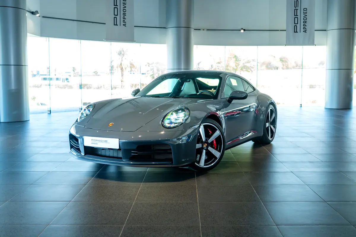 2025 بورشه 911