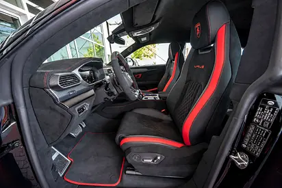 صورة مصغرة 10 لـ 2024 Lamborghini URUS