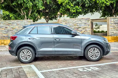 2023 Volkswagen T-ROC — миниатюра 4