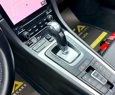 2019 Porsche 911 — миниатюра 15