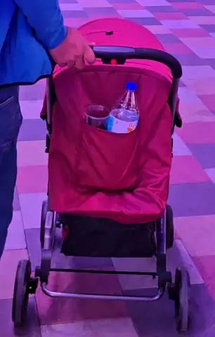 Lightweight single stroller with storage pocket — used, good condition