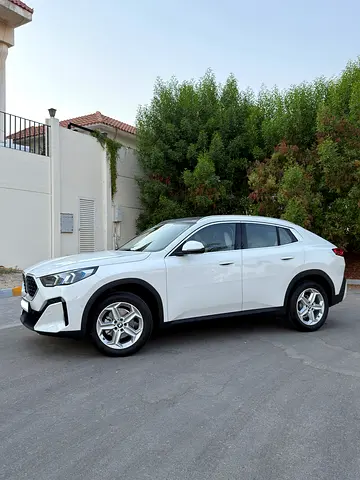 BMW X2 18i - 5 Years Warranty - 5 Years Free Service - Free insurance - Window tint