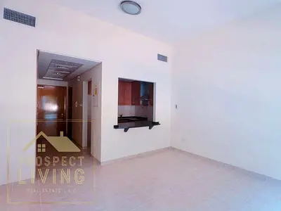 Spacious Studio | Close to Metro/Bus | Cozy and Neat | Unfurnished