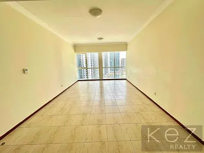 Spacious 2BR | Beautiful Lake View | High Floor | Vacant