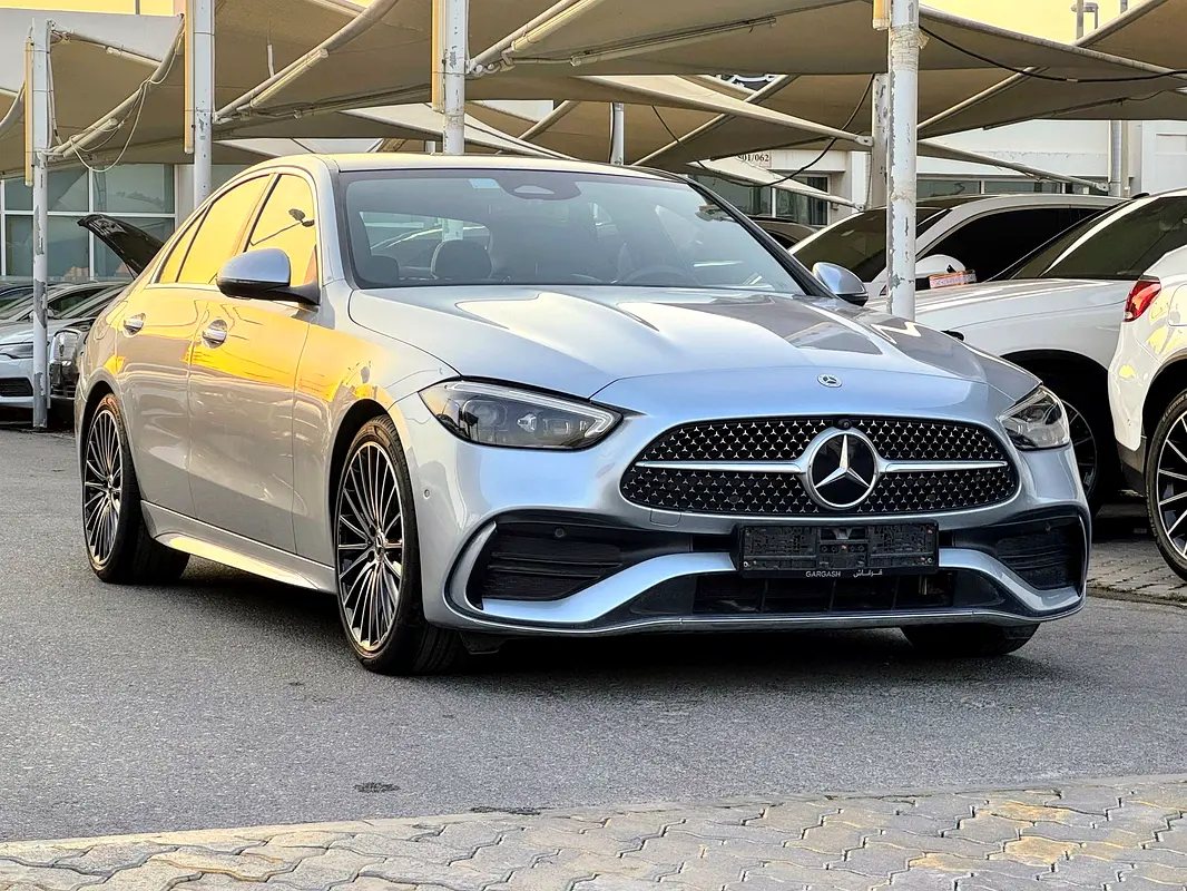 Mercedes-Benz C-Class 2024