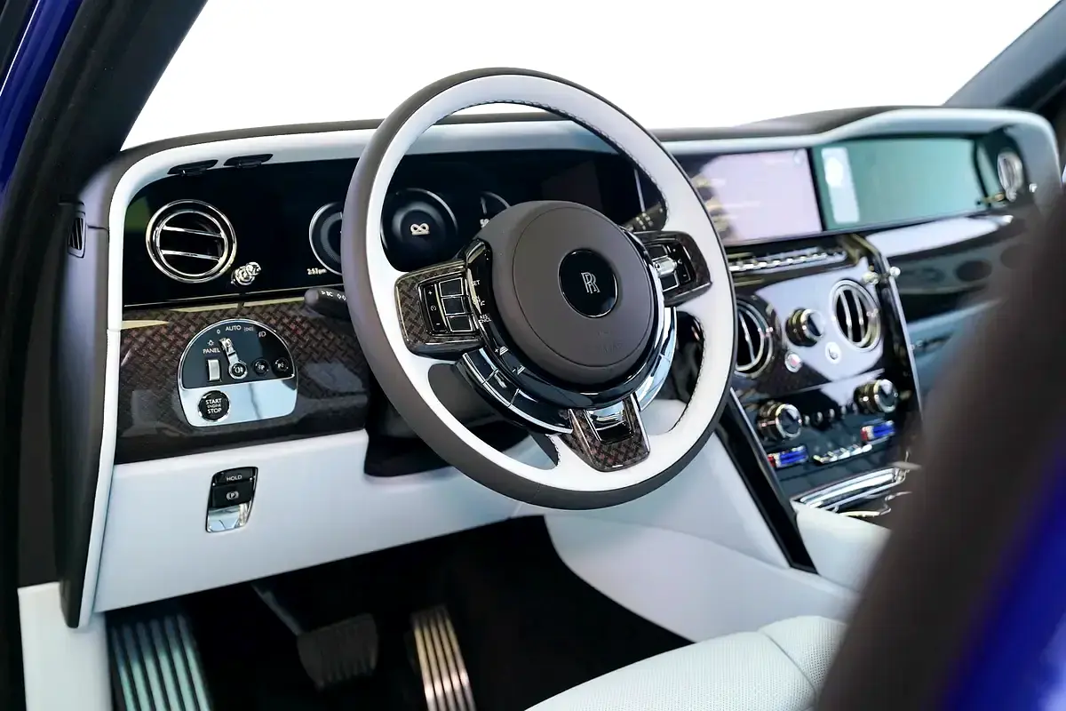 رولز-رويس كولينان 2026