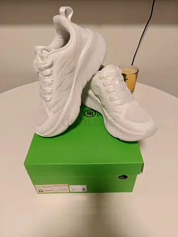 New Unisex White chunky Sneakers - never used, size available 37-38