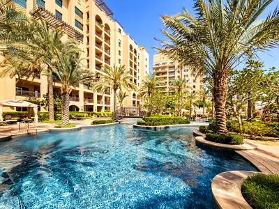 Spacious 1BD apartment in the Residence North