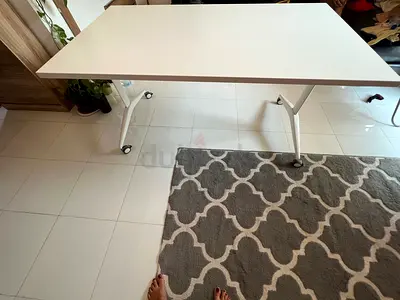 White adjustable office desk on wheels - good condition