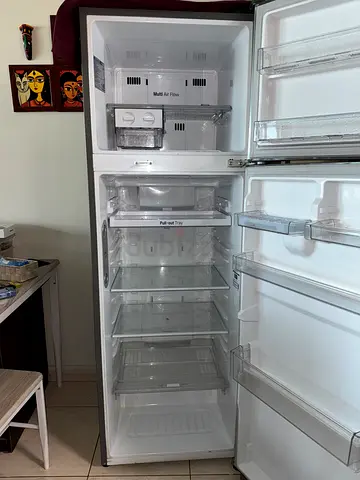 Distress Sale! Now to go! LG Fridge Refrigerator 360 liter Gross / 327 liter