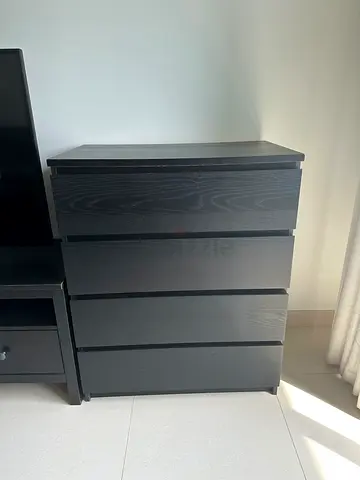 Chest of 4 drawers 80X100 cm