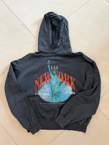woman sweatshirt