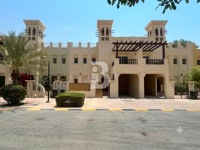 Elegant 4BR TH | For Sale | Al Hamra Village