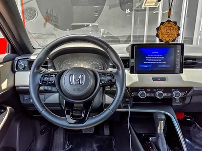 صورة 10 لـ 2024 Honda HR-V
