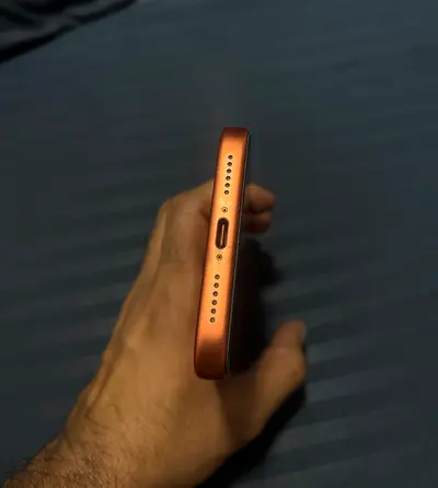 iPhone 17 Pro max orange