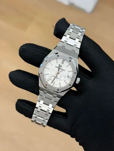 Audemars Piguet Royal Oak 1:1 Clone with box and card