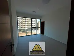 Luxury apartment / High-end finishes / Central air conditioning / Spacious area / Free maintenance /