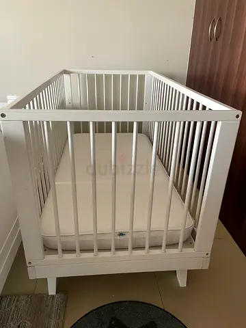 Baby white crib