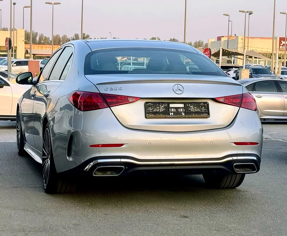 Mercedes-Benz C-Class 2024