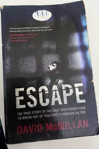 Crime/Thriller Novel for 5 AED