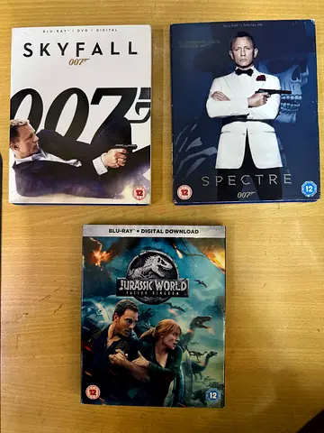 Collection: James Bond Skyfall Spectre + Jurassic World (Blu-ray/DVD)