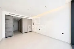 Brand New Building | Great Amenities | Vacant