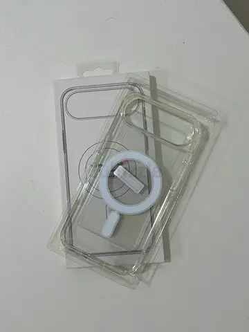 Iphone 17 Air meg safe covers by one get on free