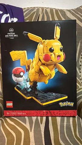 LEGO Pikachu (10299 style) collectible display set - new in box