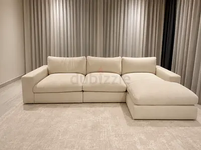 Custom made | Cream L-shaped 3-seater Sofa with Chaise | Good Condition | 330cm | Free Carpet