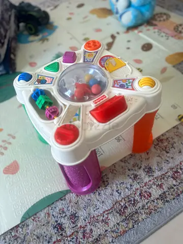 Fisher-Price Activity Shape Sorter Table - Interactive Baby Toy