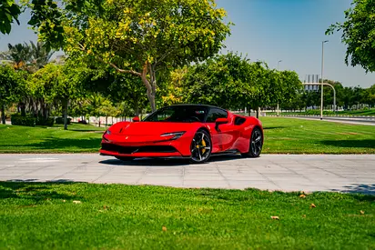 Under warrant & Service Contract Clean title No accident Original Paint 2Key Full service Histor