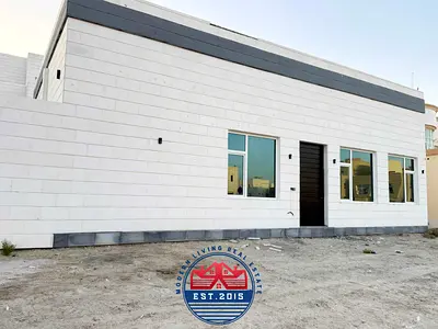Private Entrance Brand New 3 Bedroom Majlis with Kitchen and outside Parking Near School in Baniyas East