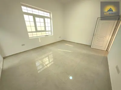 PRIVATE ENTRANCE 3 BEDROOMS | HALL | MAID ROOM |