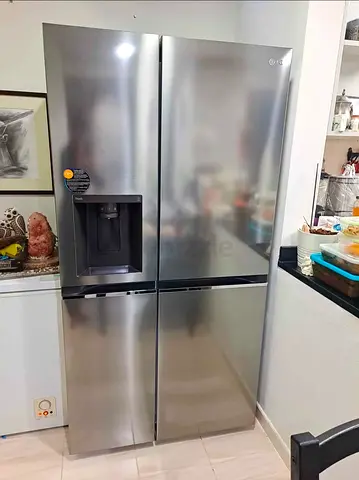 LG ThinQ Side-by-Side Refrigerator With Water Dispenser  Ice Maker Perfect Condition