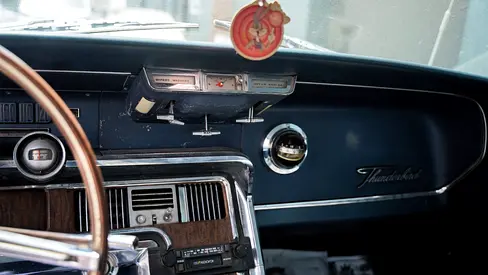 1966 FORD THUNDERBIRD 照片 15